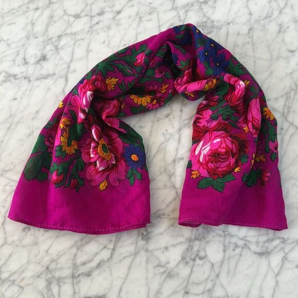 Bright Pink Floral Scarf 29x29” NWOT - Picture 4 of 4